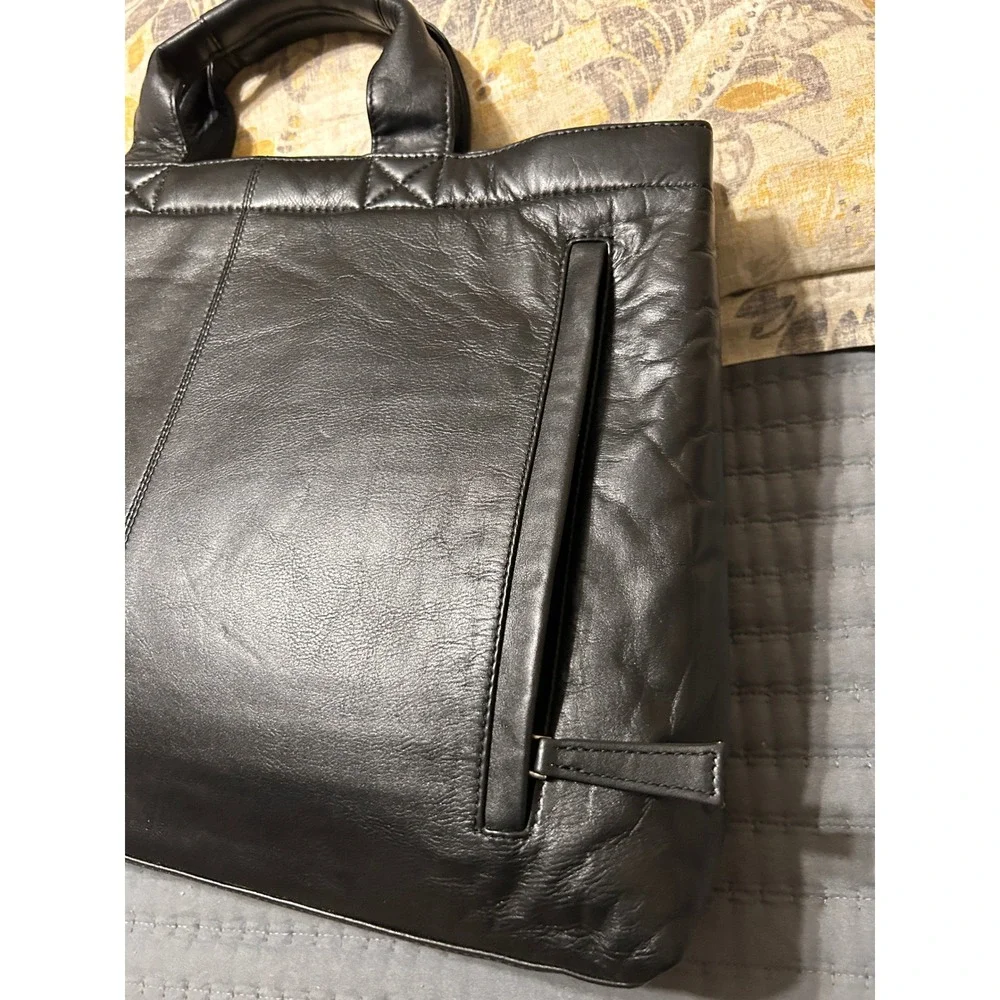 Winn International Black Leather Briefcase Laptop Bag Style 5428‎ NWT